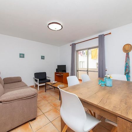 B18 - Village Street Apartment Lagos Eksteriør billede