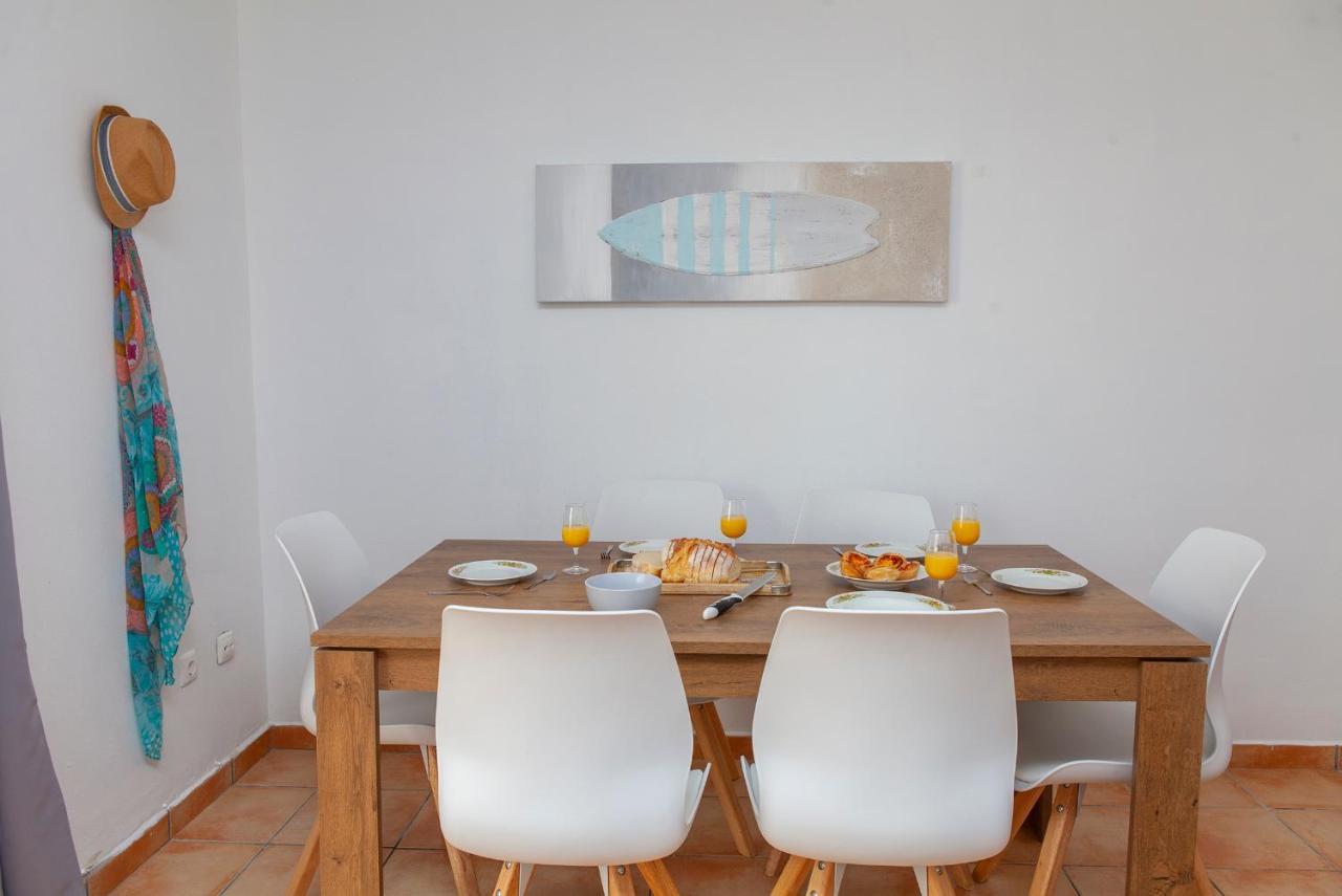 B18 - Village Street Apartment Lagos Eksteriør billede